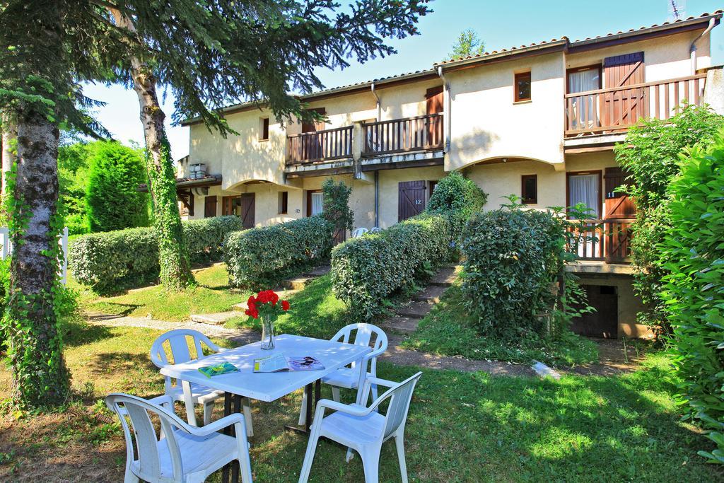 Le Clos Grand Pradines  Екстериор снимка
